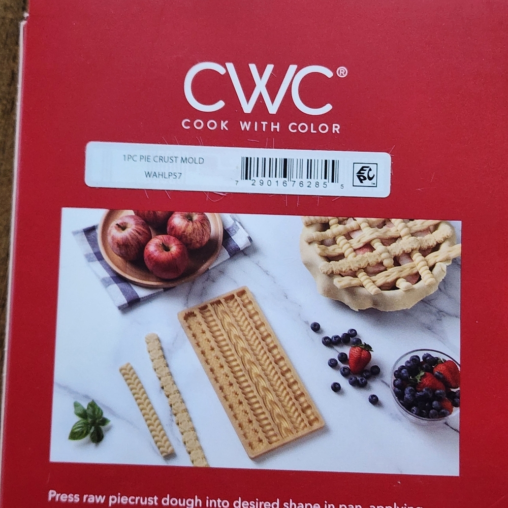 Pie Crust Mold - Picture 4 of 10